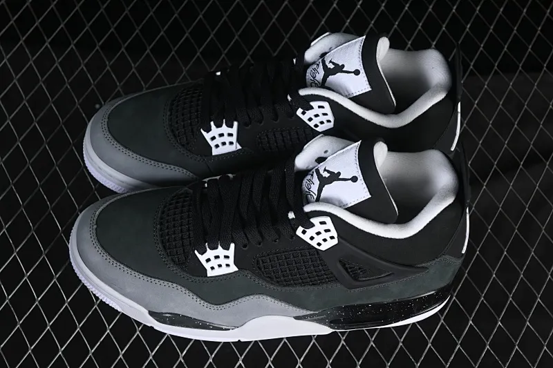 All categories Air Jordan Jordan series basketball shoes Air Jordan 4 OG version Air Jordan 4 "Fear" AJ4 Joe 4 fear suit replica basketball shoes FQ8138-002